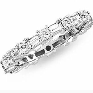 Baguette and round ring